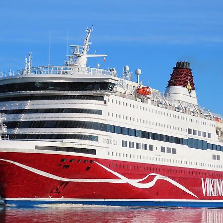 Viking Line Ferry Viking Cinderella - 2-Night Cruise Stockholm-Helsinki-Stockholm Hotel Luaran gambar