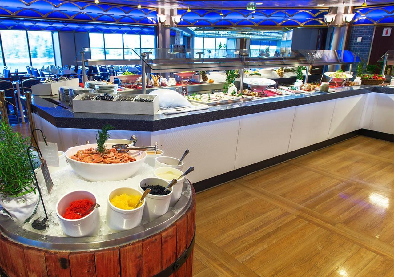 Viking Line Ferry Viking Cinderella - 2-Night Cruise Stockholm-Helsinki-Stockholm Hotel Luaran gambar
