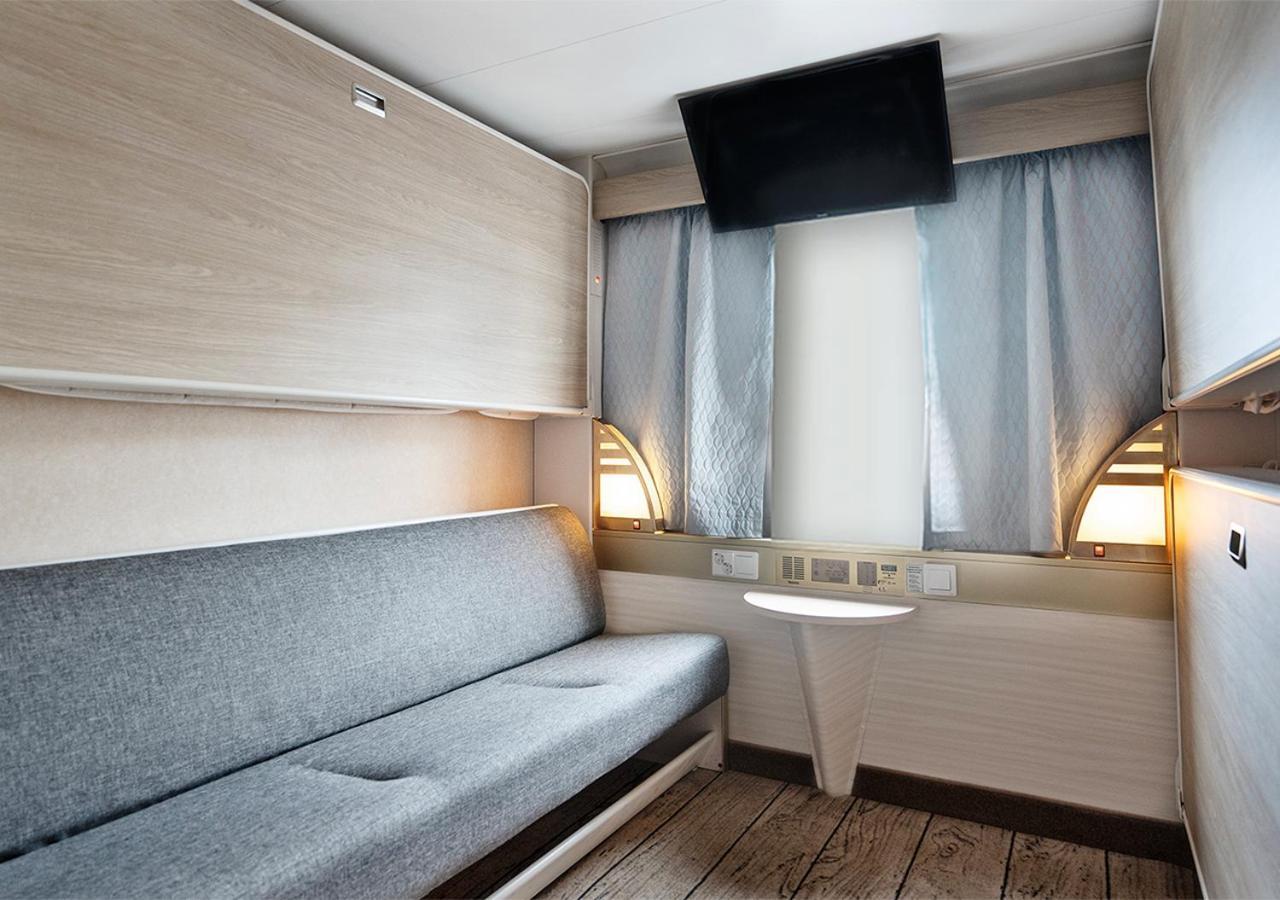 Viking Line Ferry Viking Cinderella - 2-Night Cruise Stockholm-Helsinki-Stockholm Hotel Bilik gambar