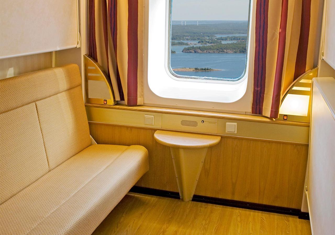 Viking Line Ferry Viking Cinderella - 2-Night Cruise Stockholm-Helsinki-Stockholm Hotel Bilik gambar