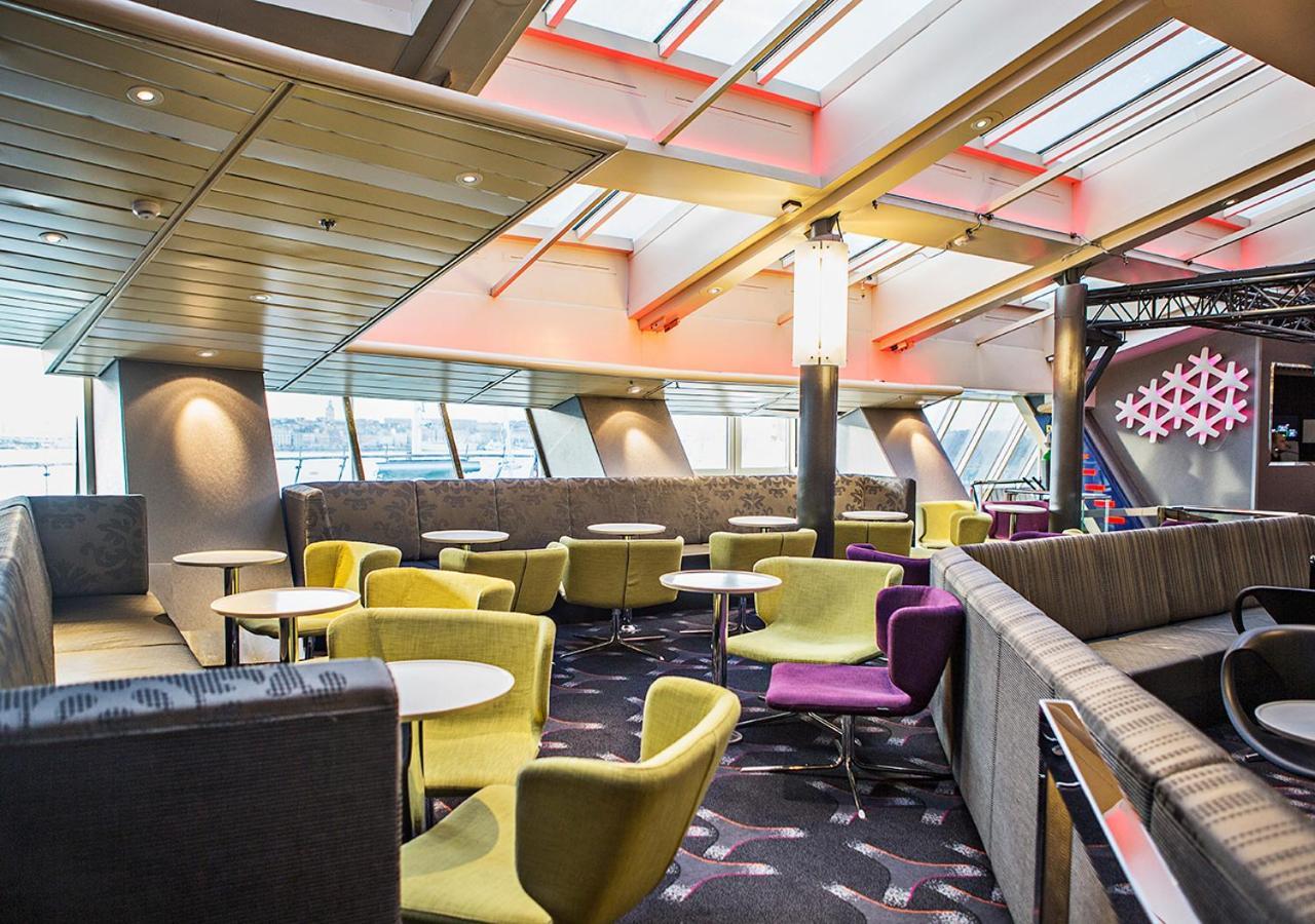 Viking Line Ferry Viking Cinderella - 2-Night Cruise Stockholm-Helsinki-Stockholm Hotel Luaran gambar