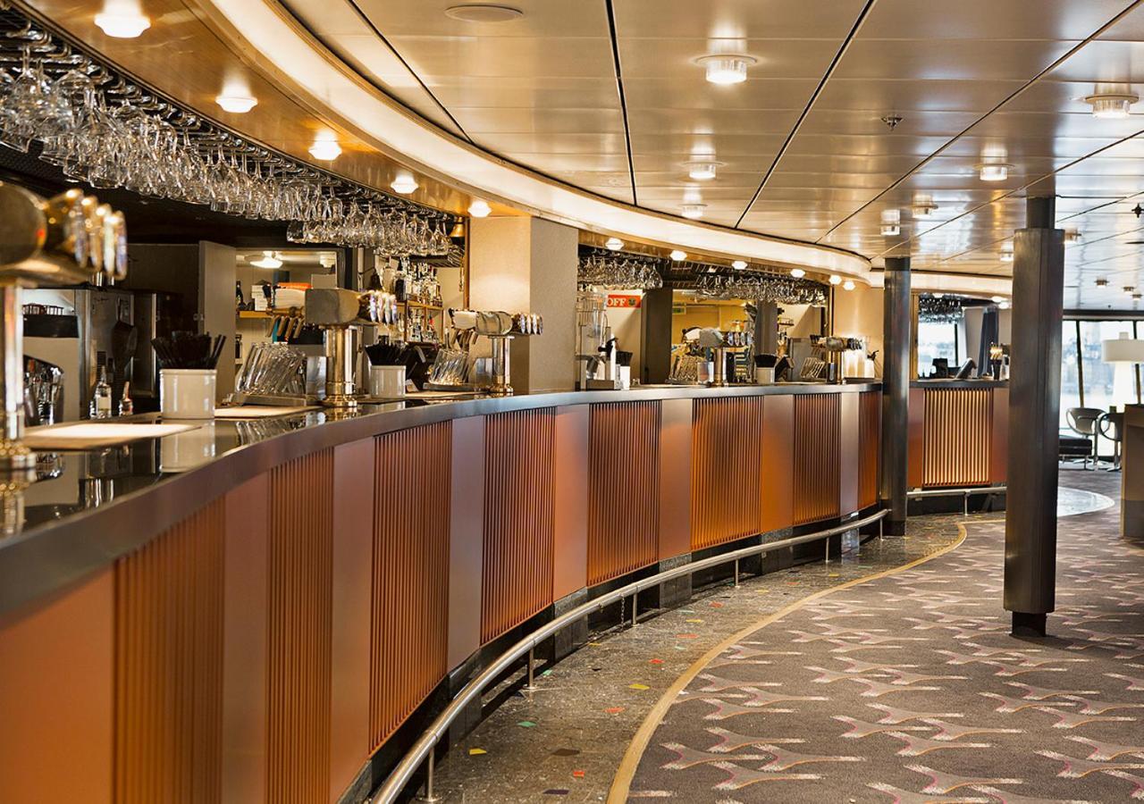 Viking Line Ferry Viking Cinderella - 2-Night Cruise Stockholm-Helsinki-Stockholm Hotel Luaran gambar