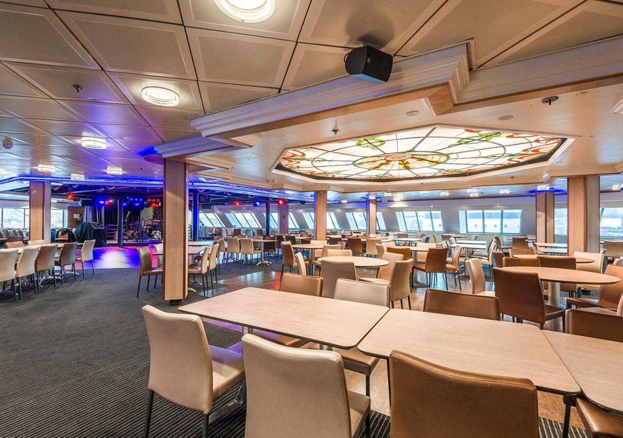 Viking Line Ferry Viking Cinderella - 2-Night Cruise Stockholm-Helsinki-Stockholm Hotel Luaran gambar
