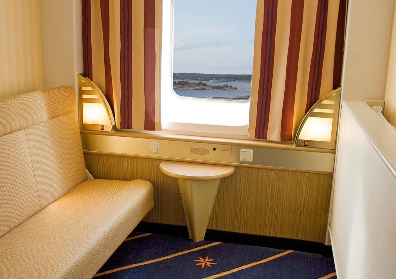 Viking Line Ferry Viking Cinderella - 2-Night Cruise Stockholm-Helsinki-Stockholm Hotel Bilik gambar